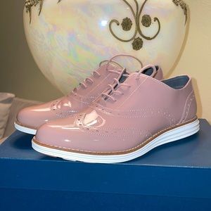 NWT - Cole Haan patent leather lace up Oxford shoes